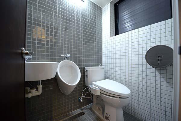 Rest Backpacker Hostel Tainan Luaran gambar