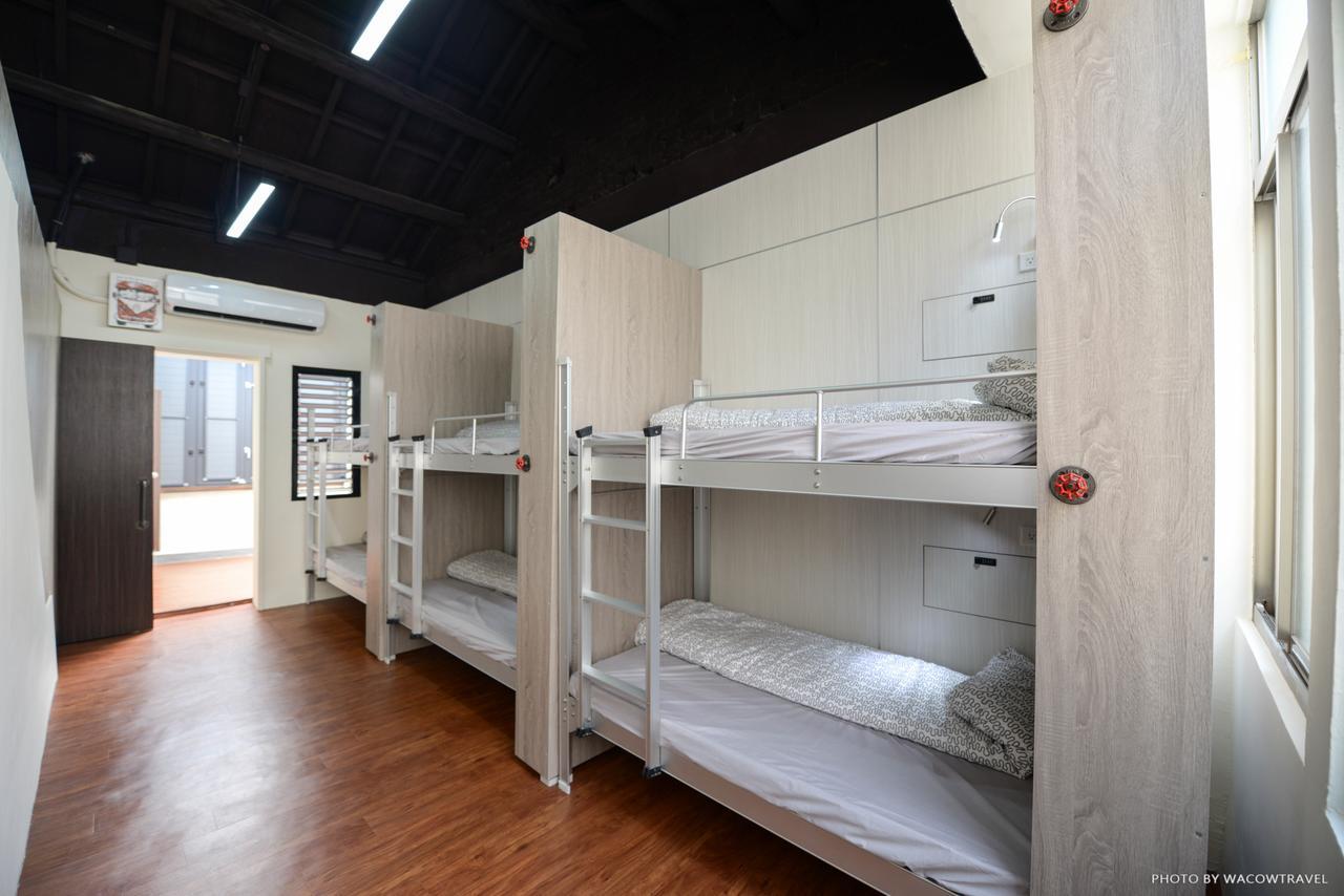 Rest Backpacker Hostel Tainan Luaran gambar